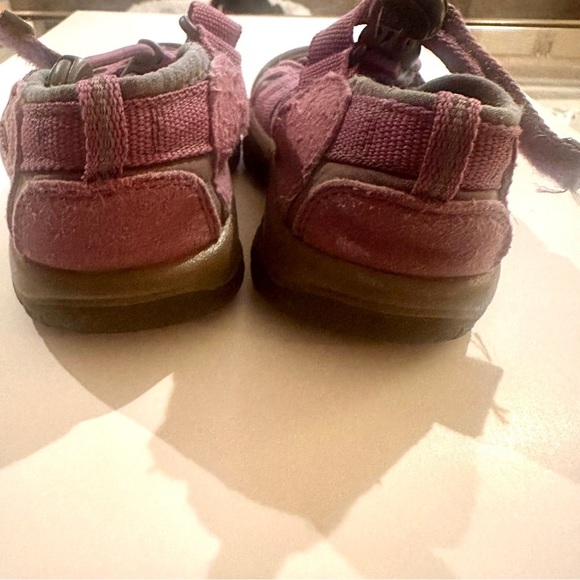 Keen Newport H2 Sandals Lavender Size 10 Waterproof Hiking Shoe - Picture 11 of 11